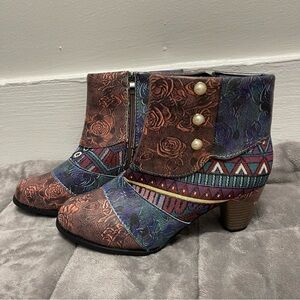 Art Work Faux Leather Colorful ArtsyCuff Ankle Boots / US SIZE 10